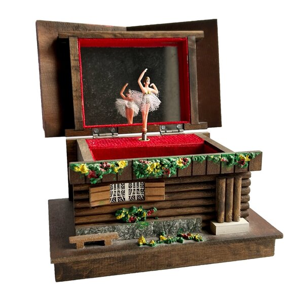 Vintage Red Chalet/Cabin Shaped Musical Jewelry Box with Mirror * Works - Picture 2 of 3